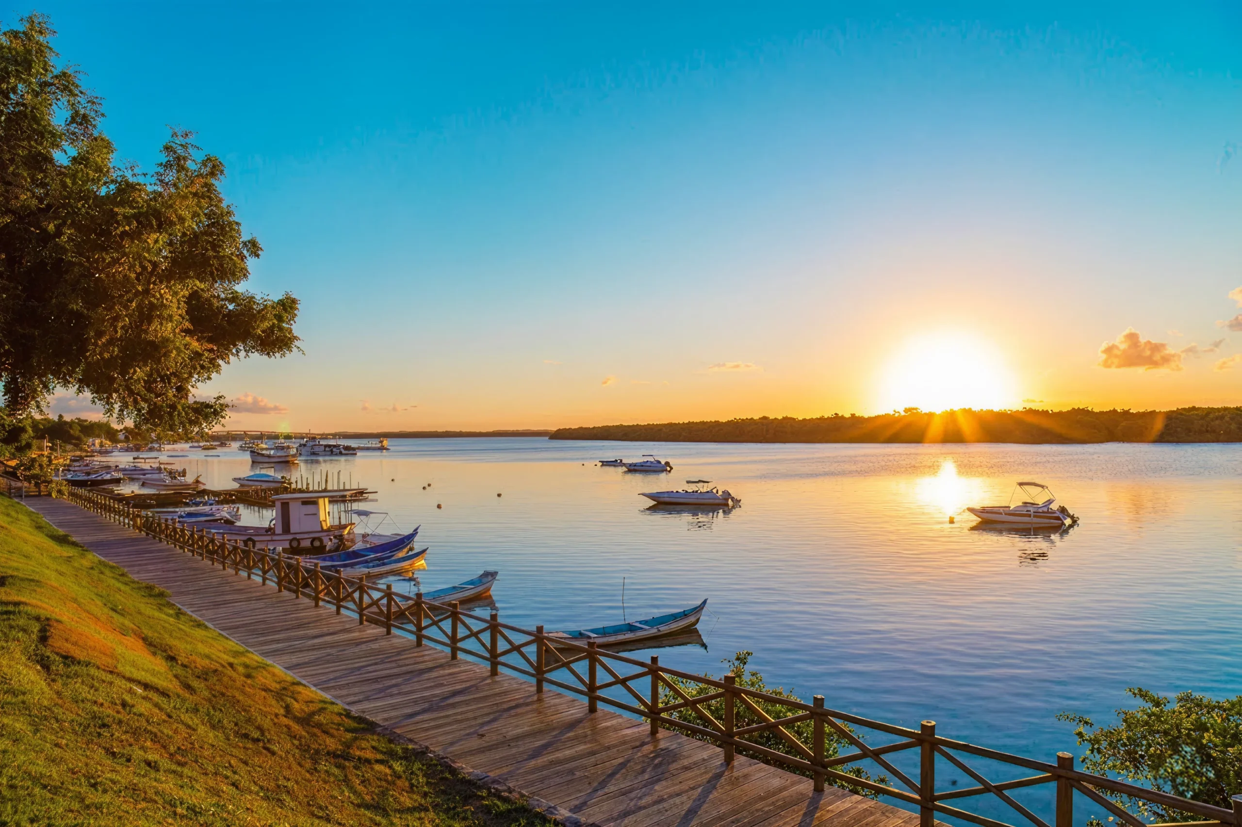 Orla de Aracaju ao pôr do sol
